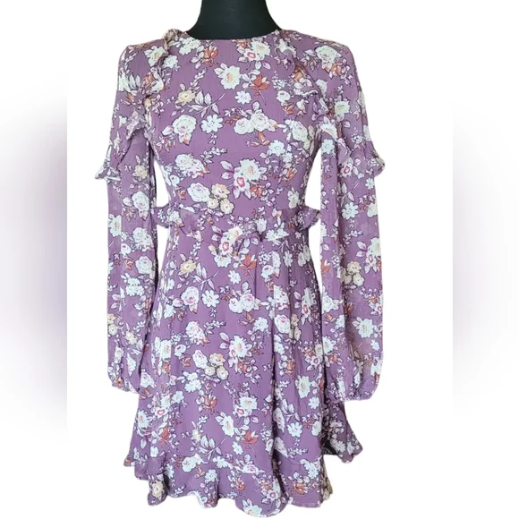 ASTR Ruffle Dress - Picture 2 of 10